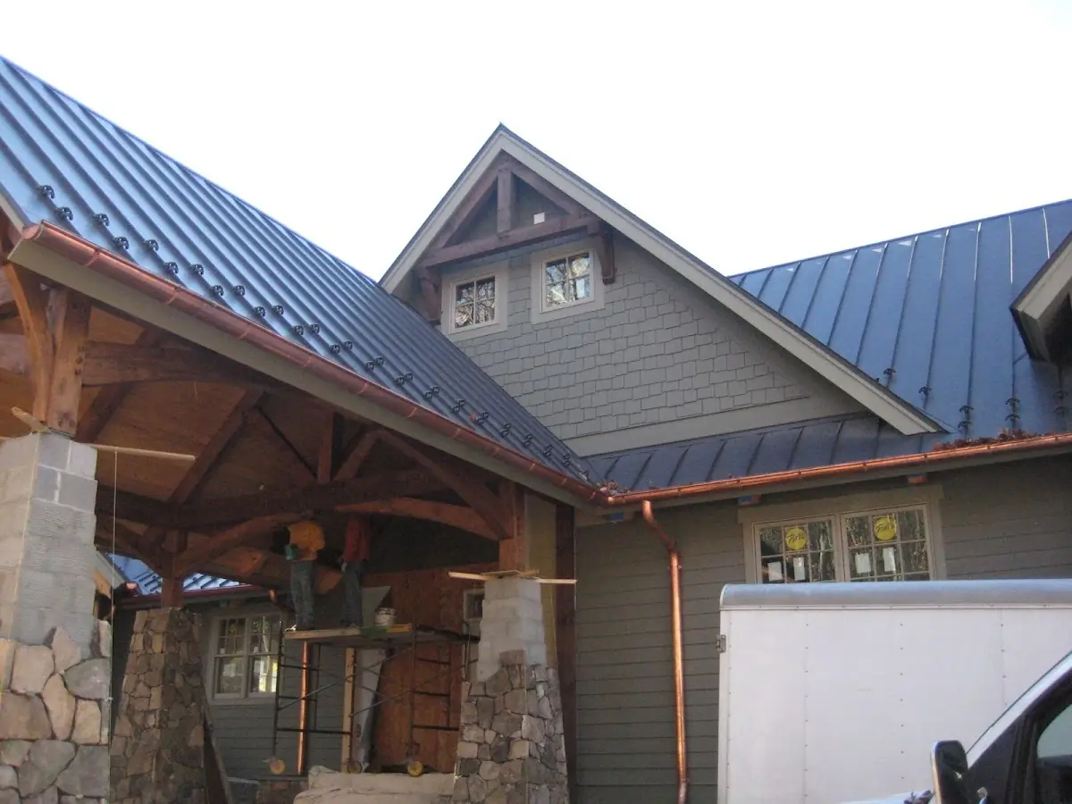Craftsman Roofing team delivering quality roofing work in East Cleveland